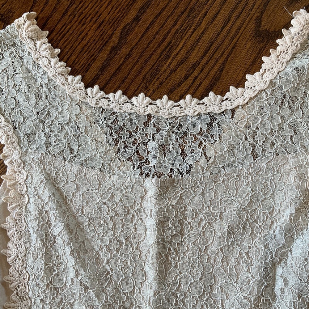 Express Lace Stretch Shirt S Floral Top Boho Fairy Sheer Top Whimsy EUC - Picture 2 of 9